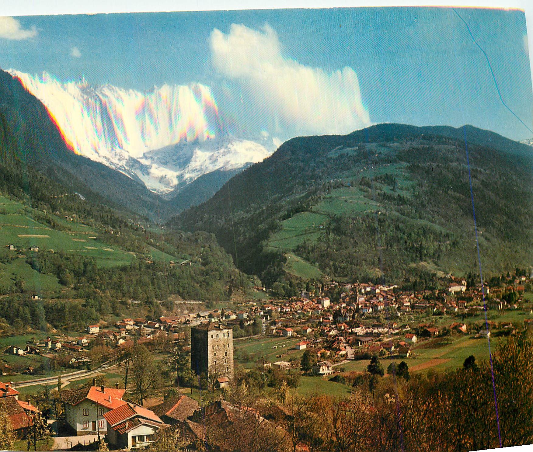 Alleyard-les-Bains — Vue générale et le Gleyzin (2697 m.) — Grenoble Spadem