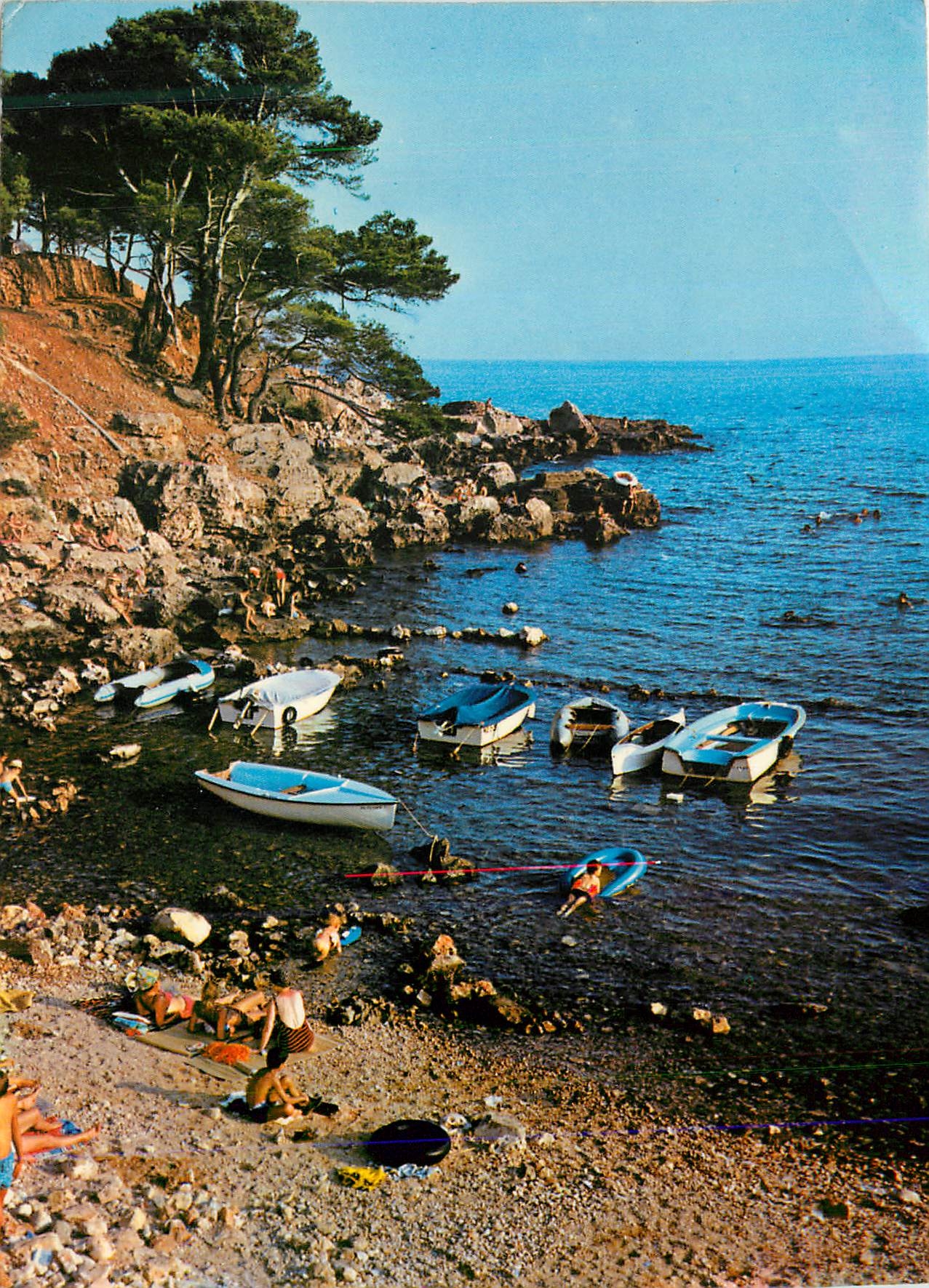 CPM Charmes et Soleil de la cote d'Azur Bandol Dans les Calanques du Capelan