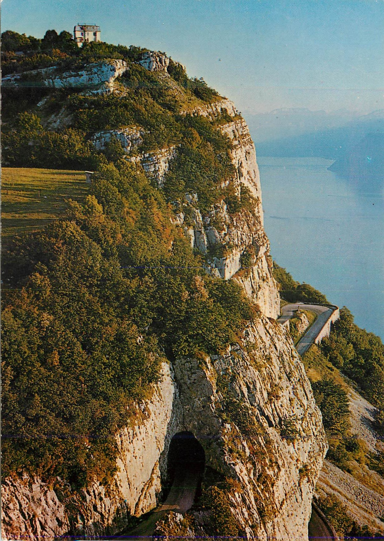CPM Le Lac du Bourget (Savoie) La Magnifique Route de la Chambotte Dominant le Lac