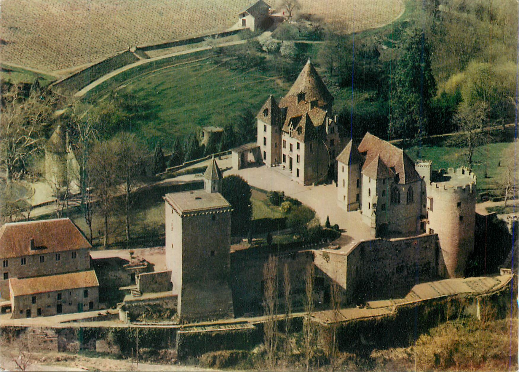 CPM Chateau de Couches (XIIe XVe et XIXe Siecles) Couches France