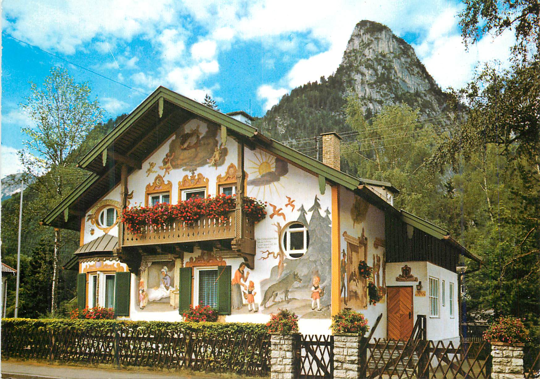 CPM Oberammergau Village du Mystere de la Passion Petit Chaperon Rouge
