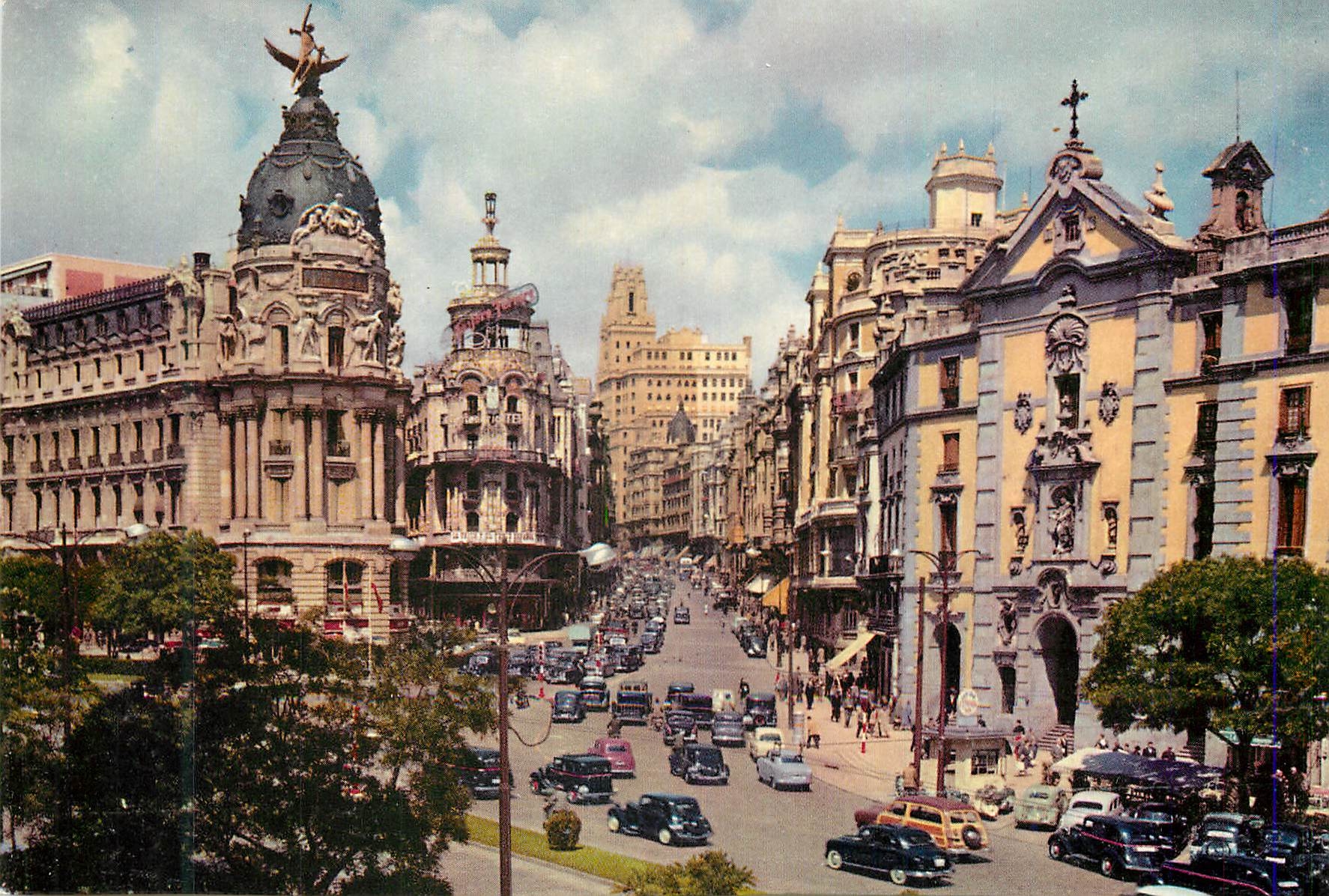 CPM Madrid Rue d'Alcala et Avenue Joseph Antoine