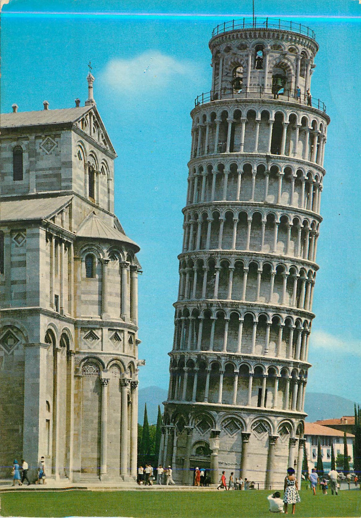 CPM Pisa Tour Penchee et Abside de la Cathedrale