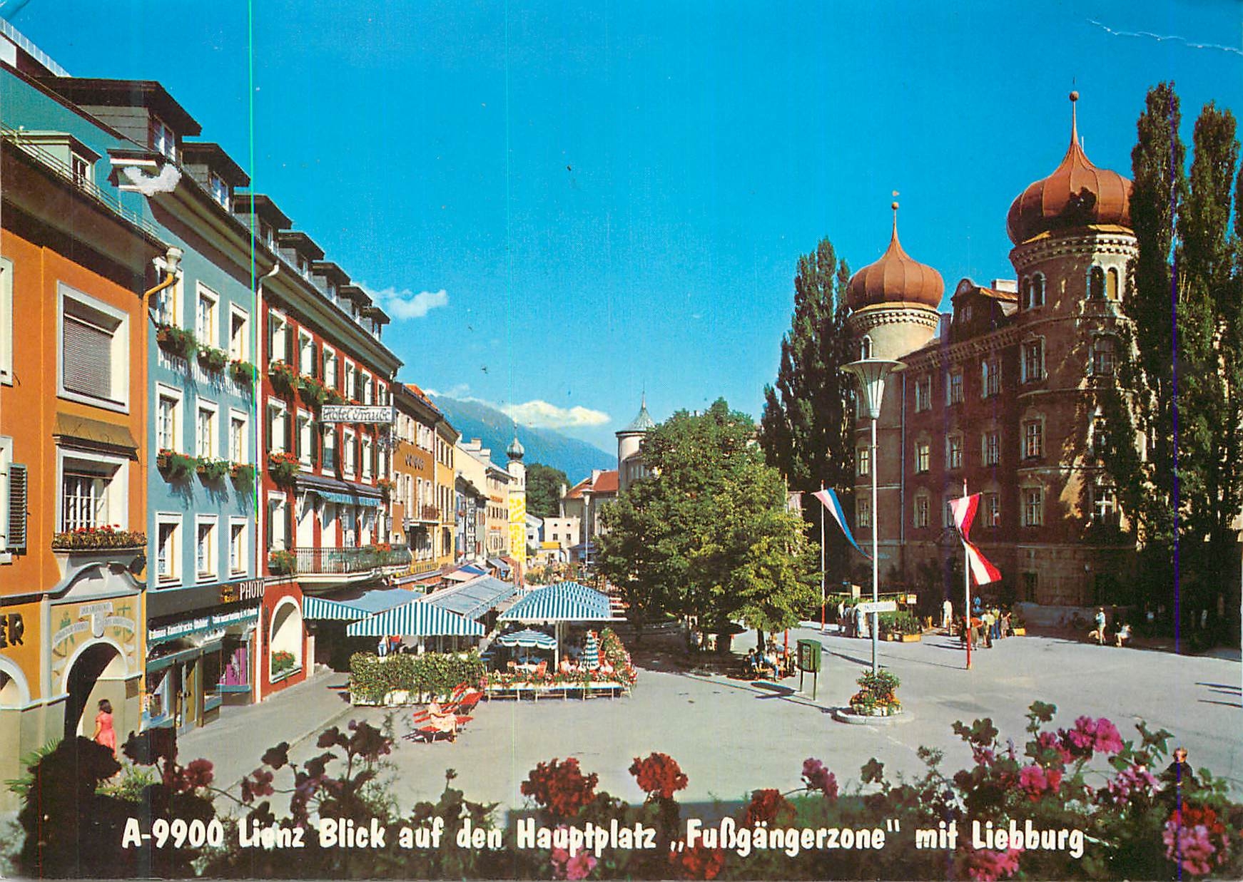 CPM Lienz Blick auf Den Hauptplatz Fubgangerzone Mit Liebburg Lienz Stadt Seit 1252