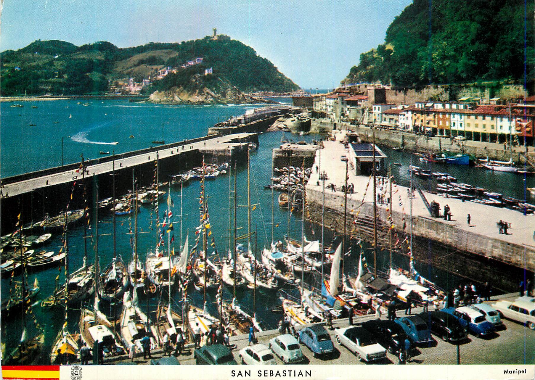CPM San Sebastian Le Port Bateaux
