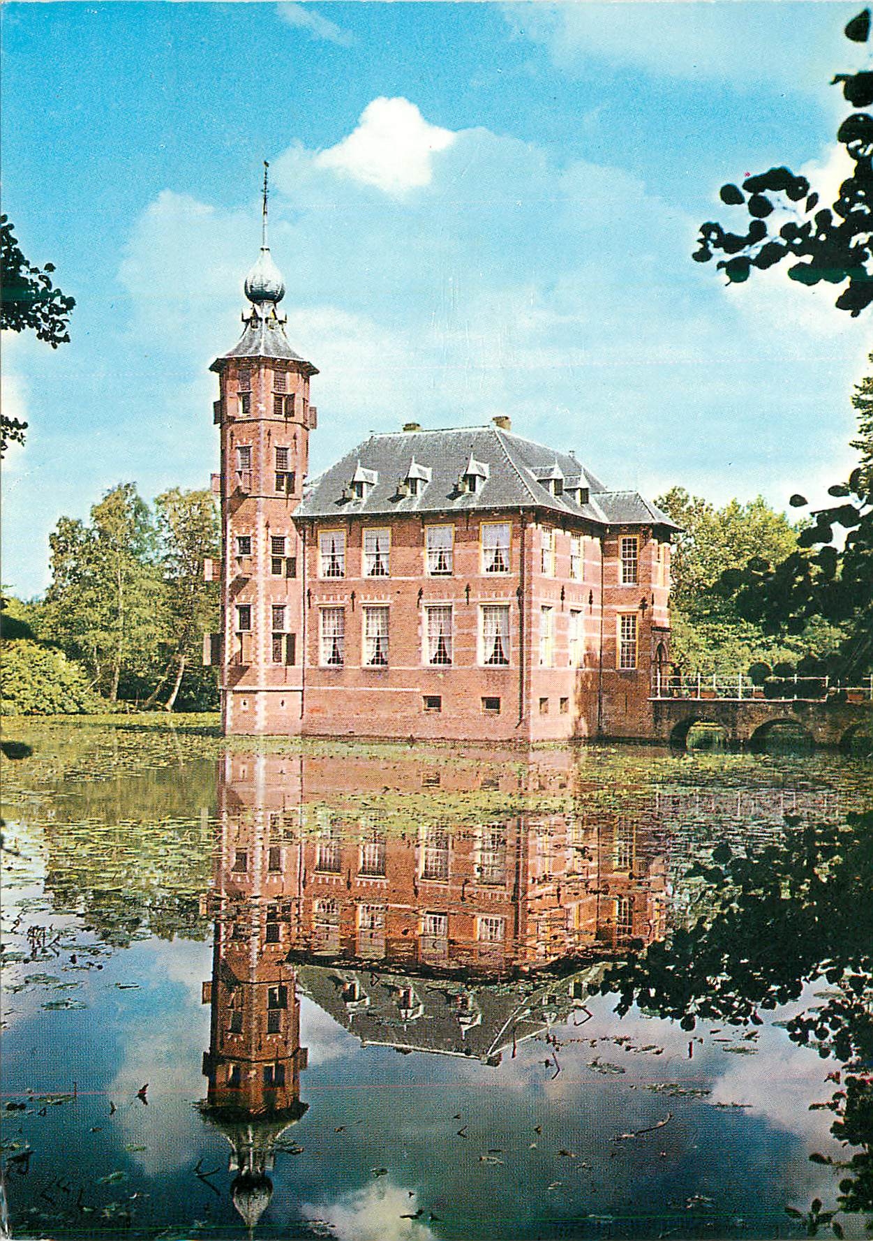 CPM Breda Holland Kasteel Bauvigne
