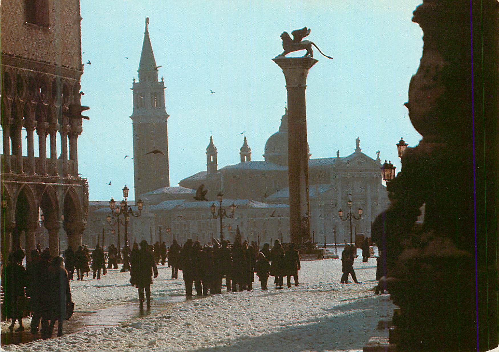 CPM Venezia La Neige a Place Saint Marc