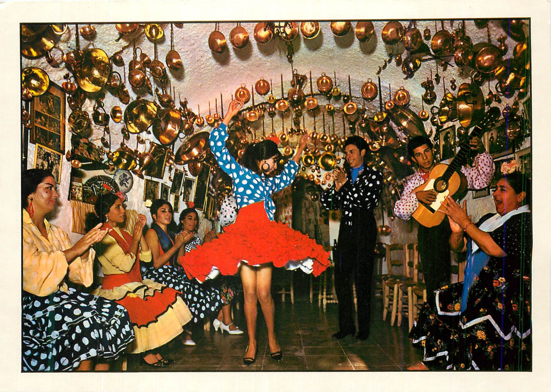 CPM Espana Tipica Dance de Bohemiens dans la Caverne