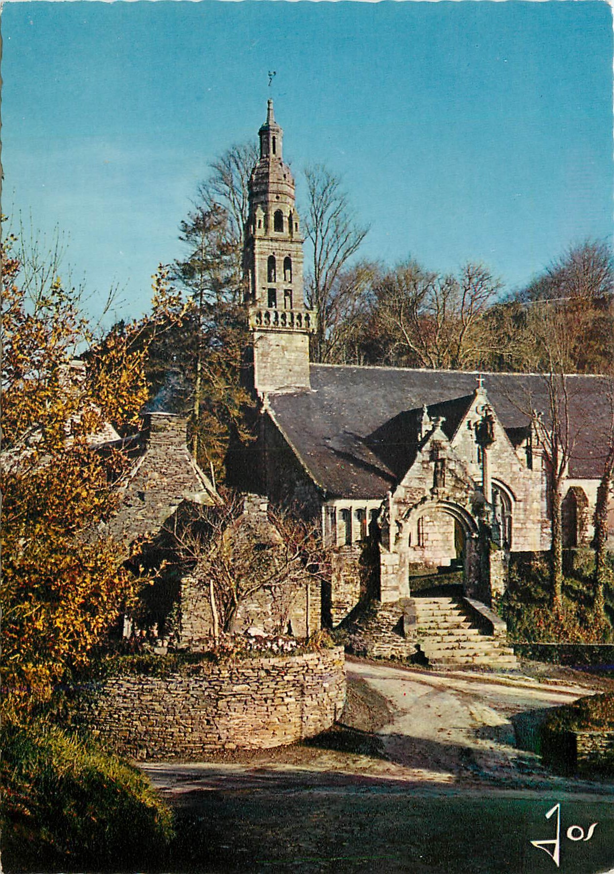 CPM Chapelle Notre Dame et son Clocher Renaissance du XVIe Siecle a Chateaulin