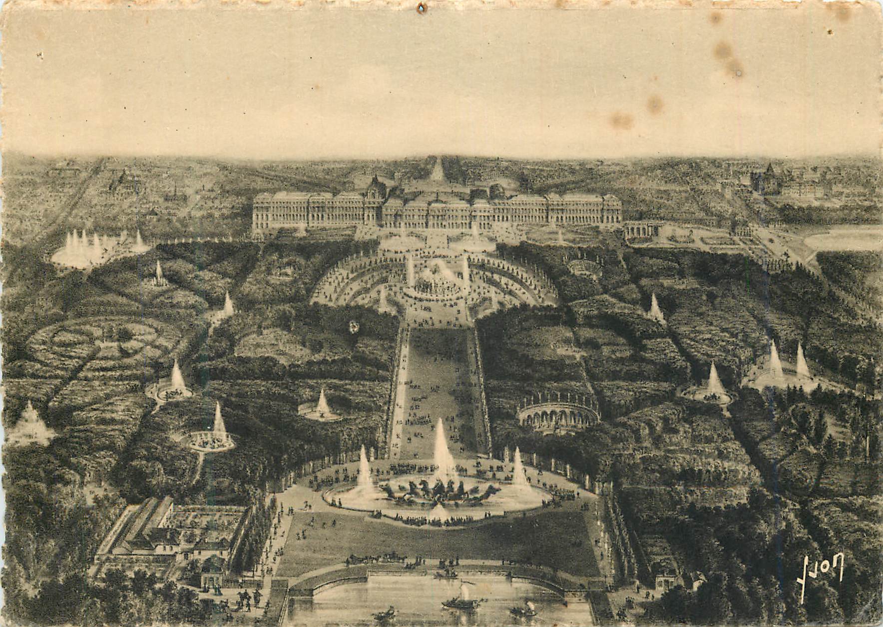 CPM Versailles (Seine et Oise) Le Palais et les Jarins Vus a Vol d'Oiseau