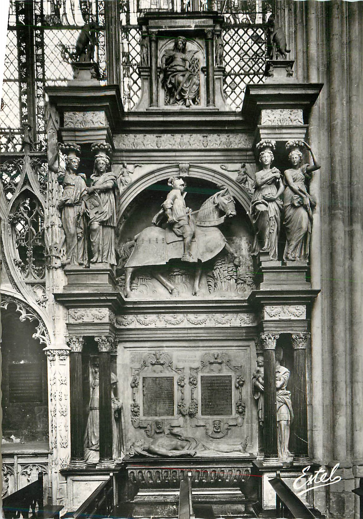 CPM Rouen La Cathedrale Tombeau du Senechal de Breze (1531)
