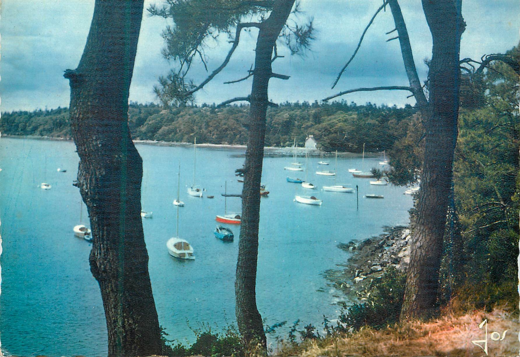 CPM La Bretagne en Couleur Riviere Bretonne L'odet Bateaux sur la Riviere