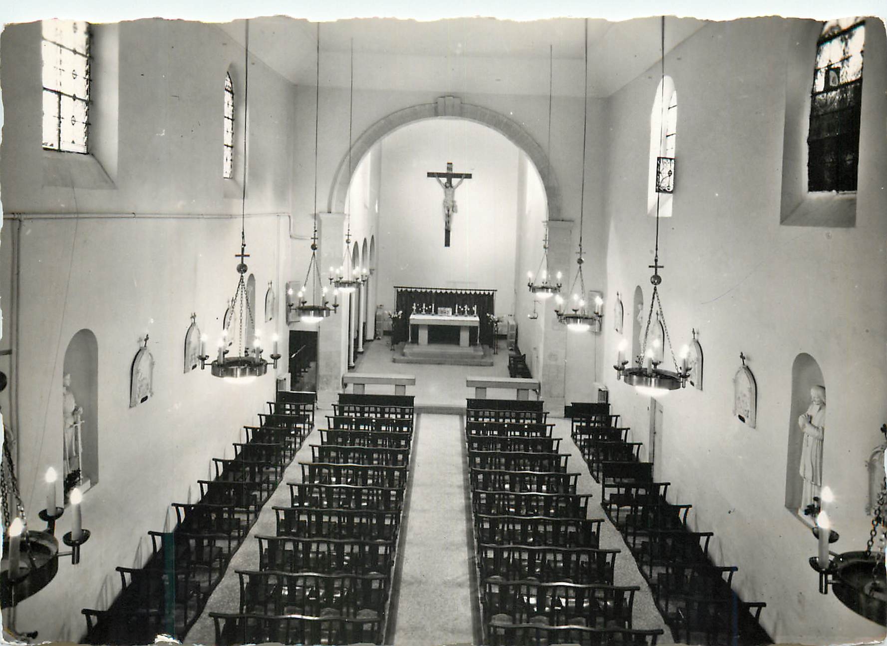 Interior of the Saint-Just Church — Marseille (Bouches-du-Rhône) — Société Éditions de France