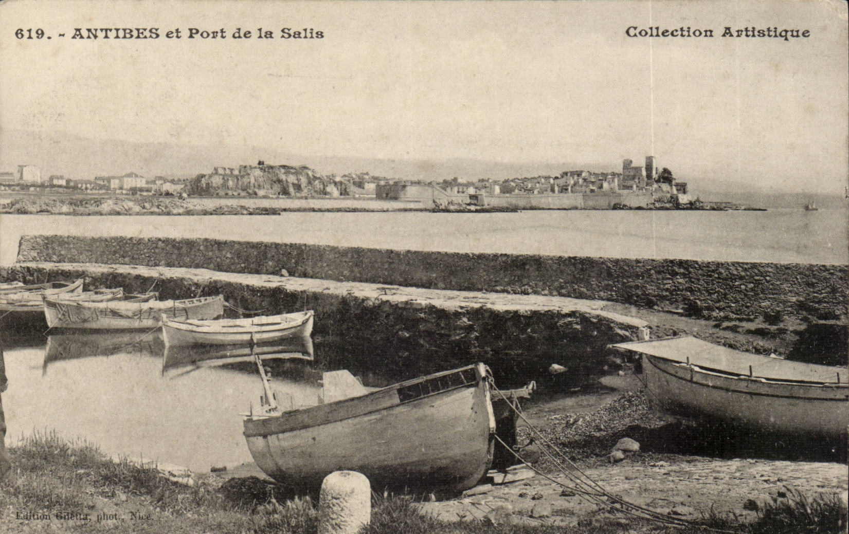 Antibes - et Port de la Salis - bateau - CPA 