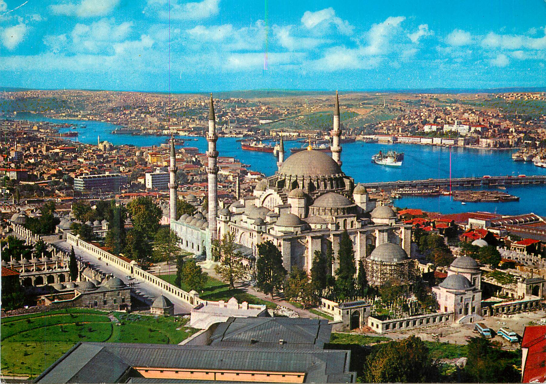 CPM Istanbul ve saheserler la mosquee de la soliman la magnifique et la corne d or