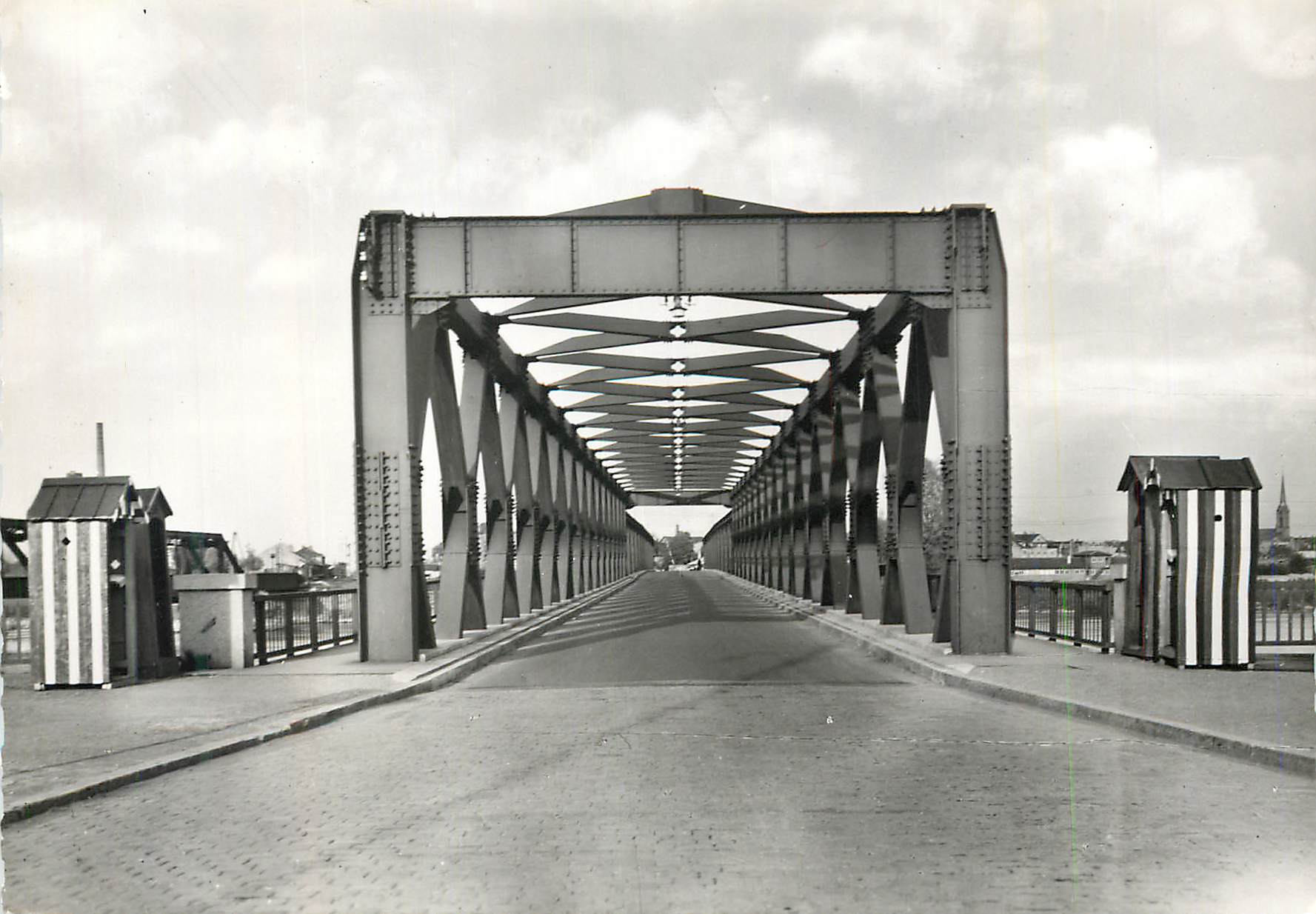 CPM Strasbourg 1497 pont du rhin vers kehl
