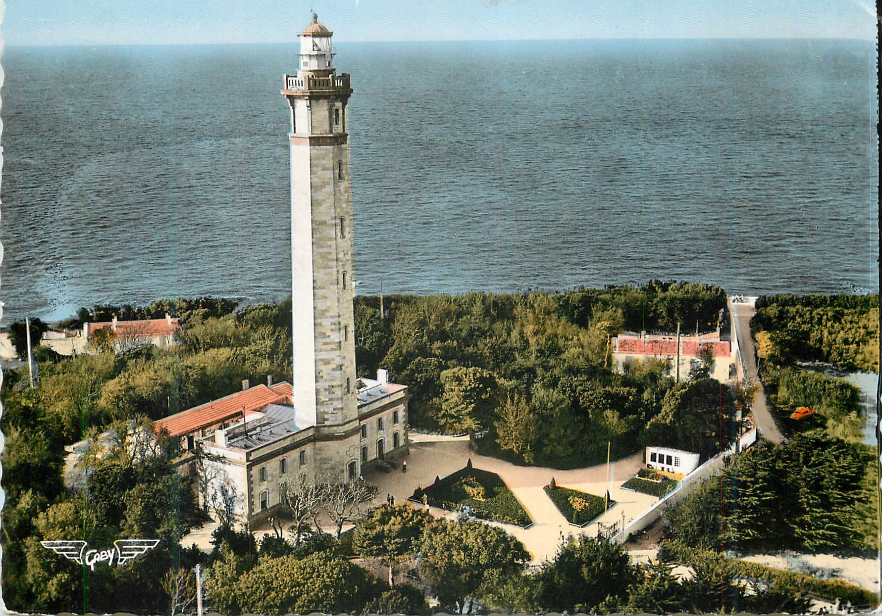 CPM La france vue du ciel 52 ile de re (ch mme) phare des baleines