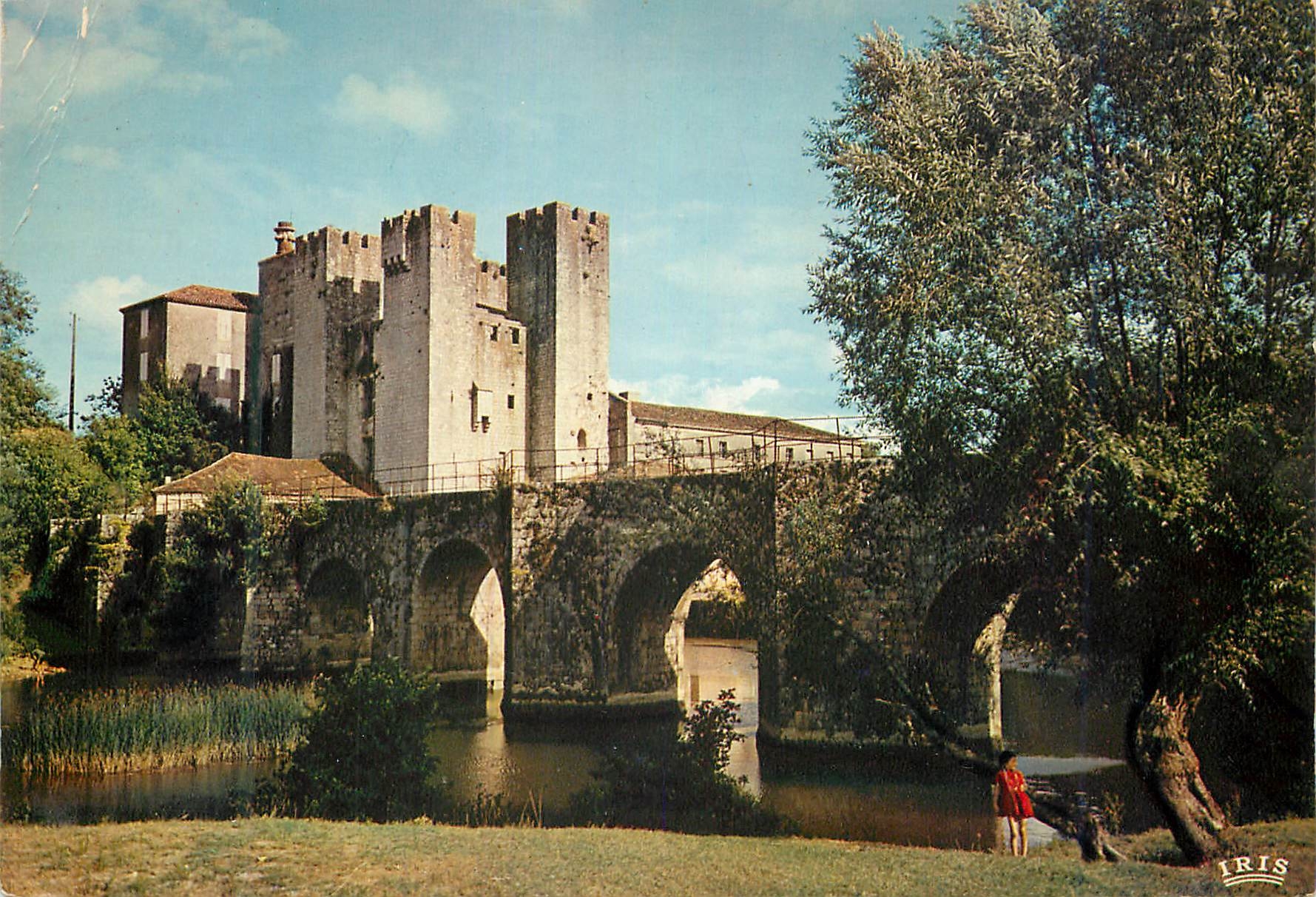 CPM Lot et garonne touristique 47 104 le moulin fortifie de barbaste aux environs de nerac