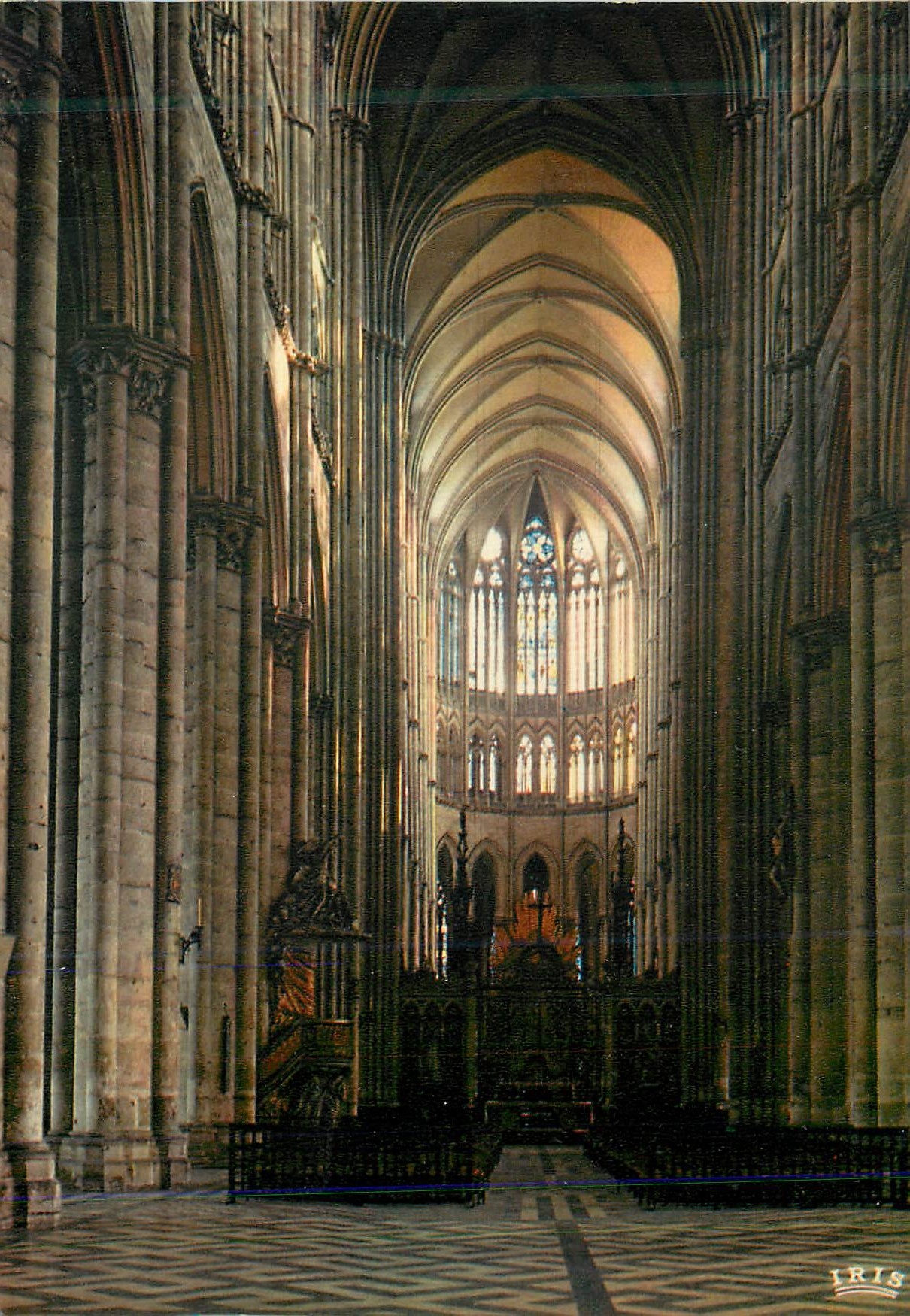 CPM Amiens(somme) 80 021 128 l interieur de la cathedrale