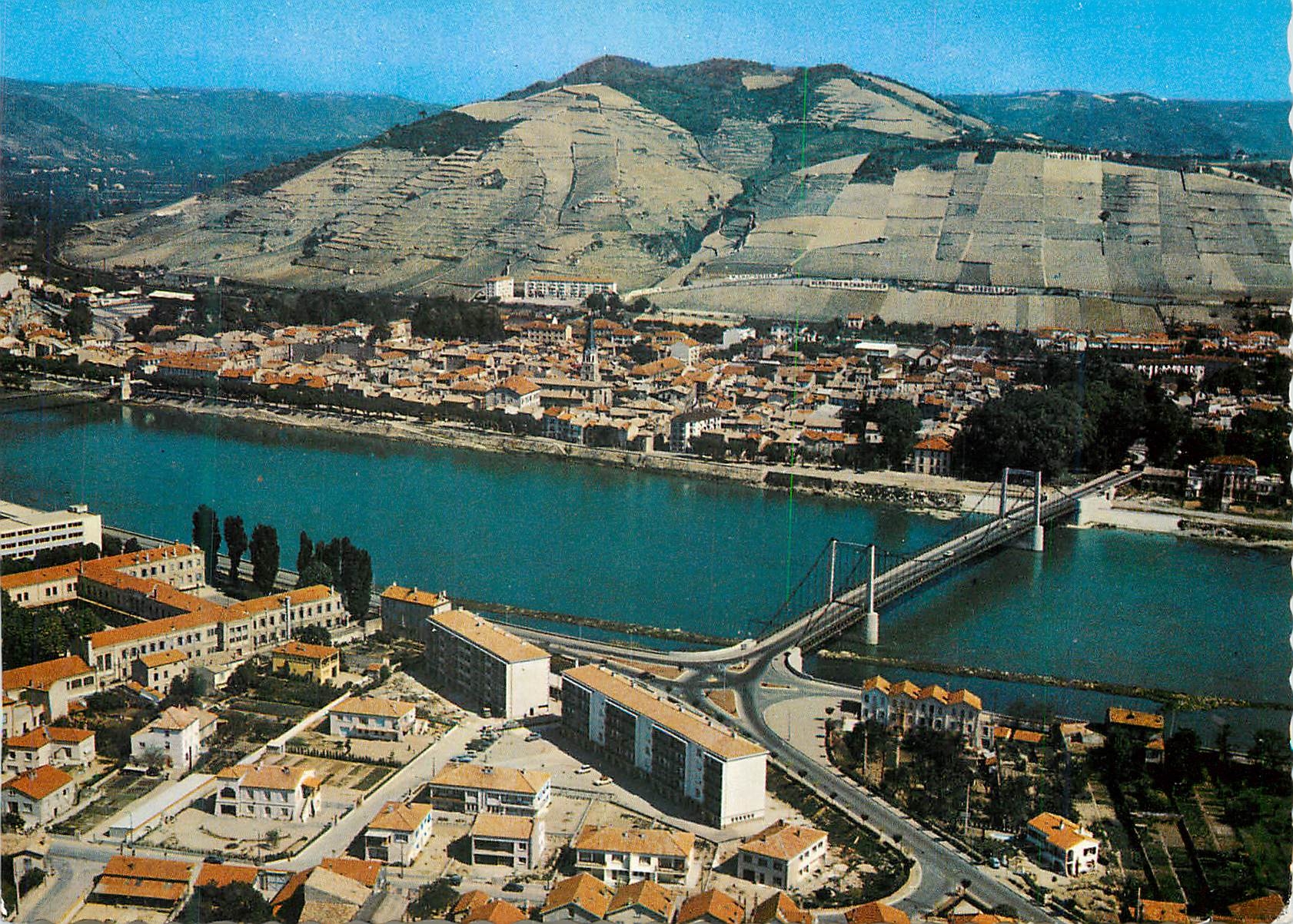 Tournon (Ardèche) — Tain (Drôme) et les coteaux de l’Hermitage — Les Éditions J. Cellard — n° R.4087