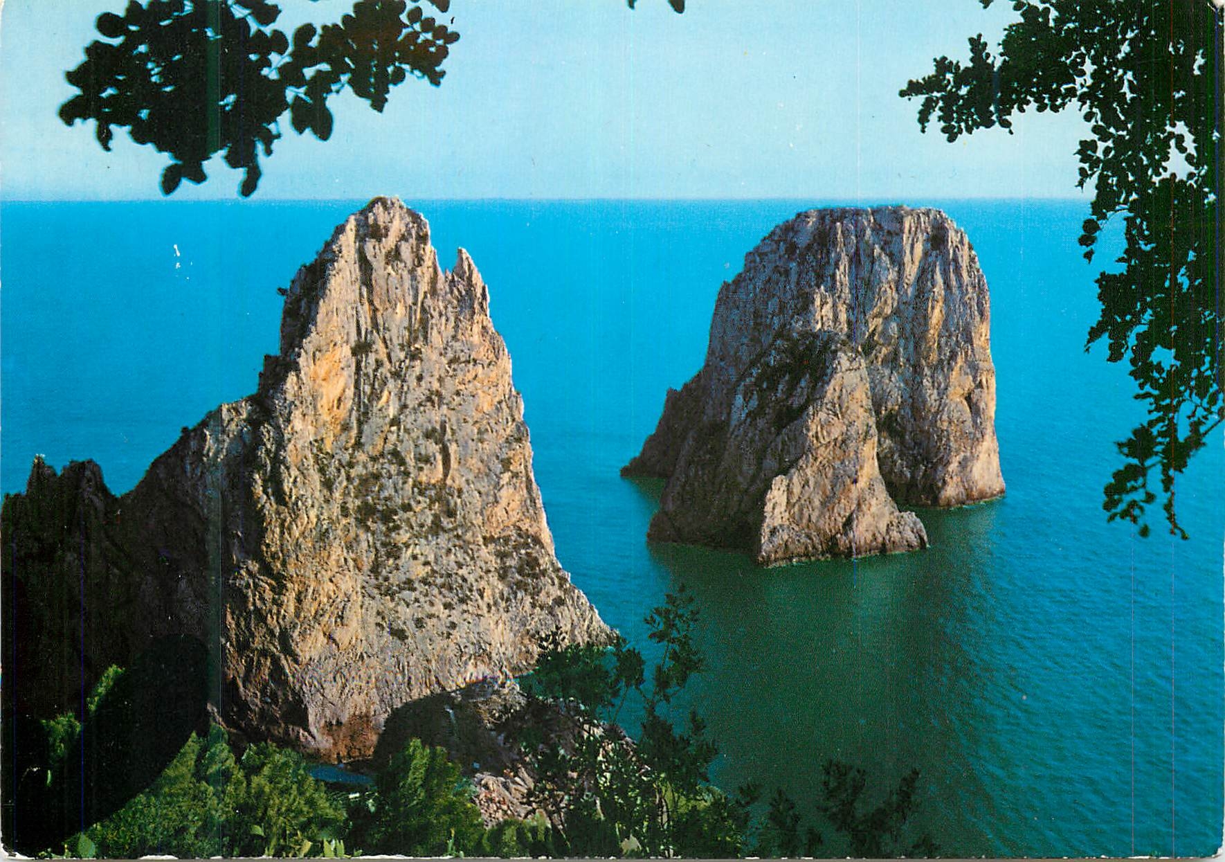 CPM Capri les faraglioni