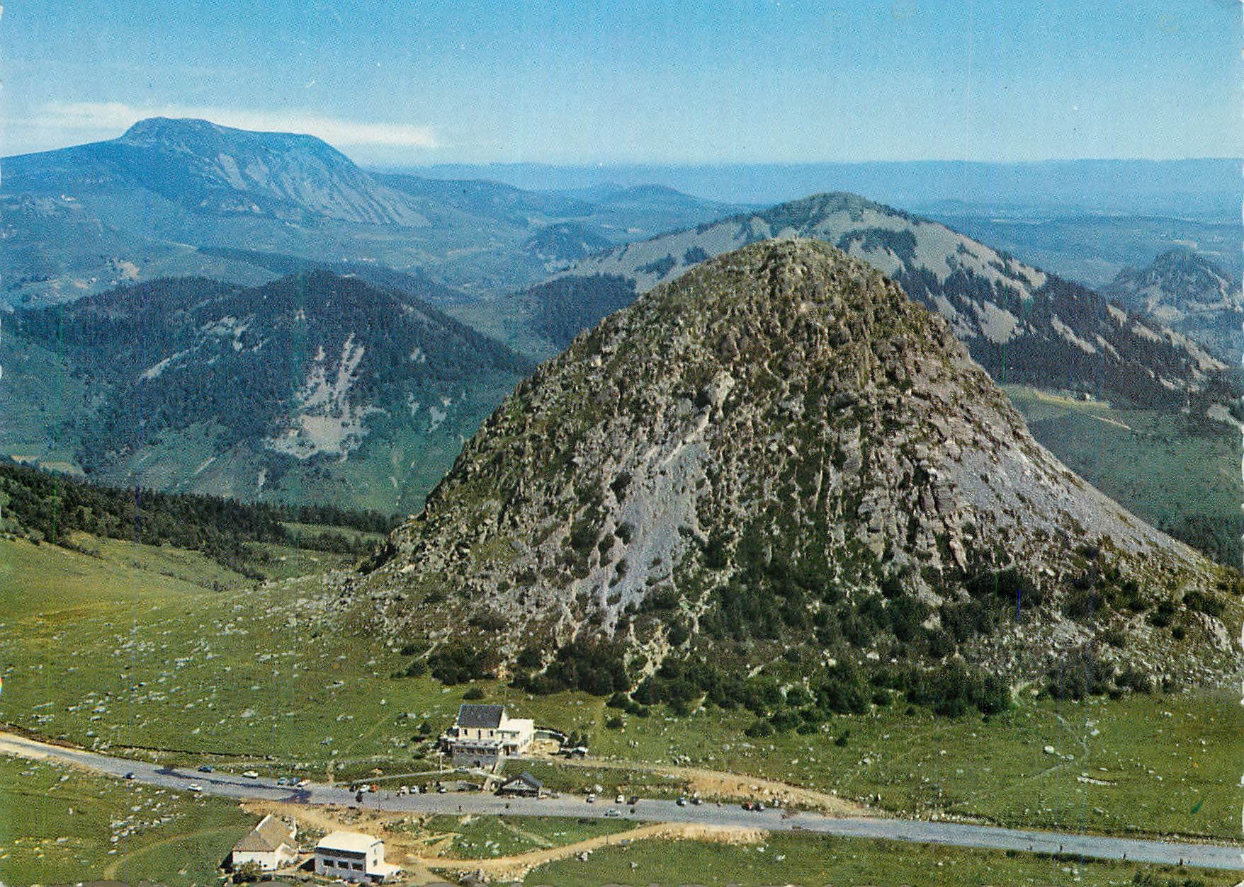 CPM A 49096 les grands paysages du vivarais le mont gerbier de joncs (alt 1551 m) source de la loire