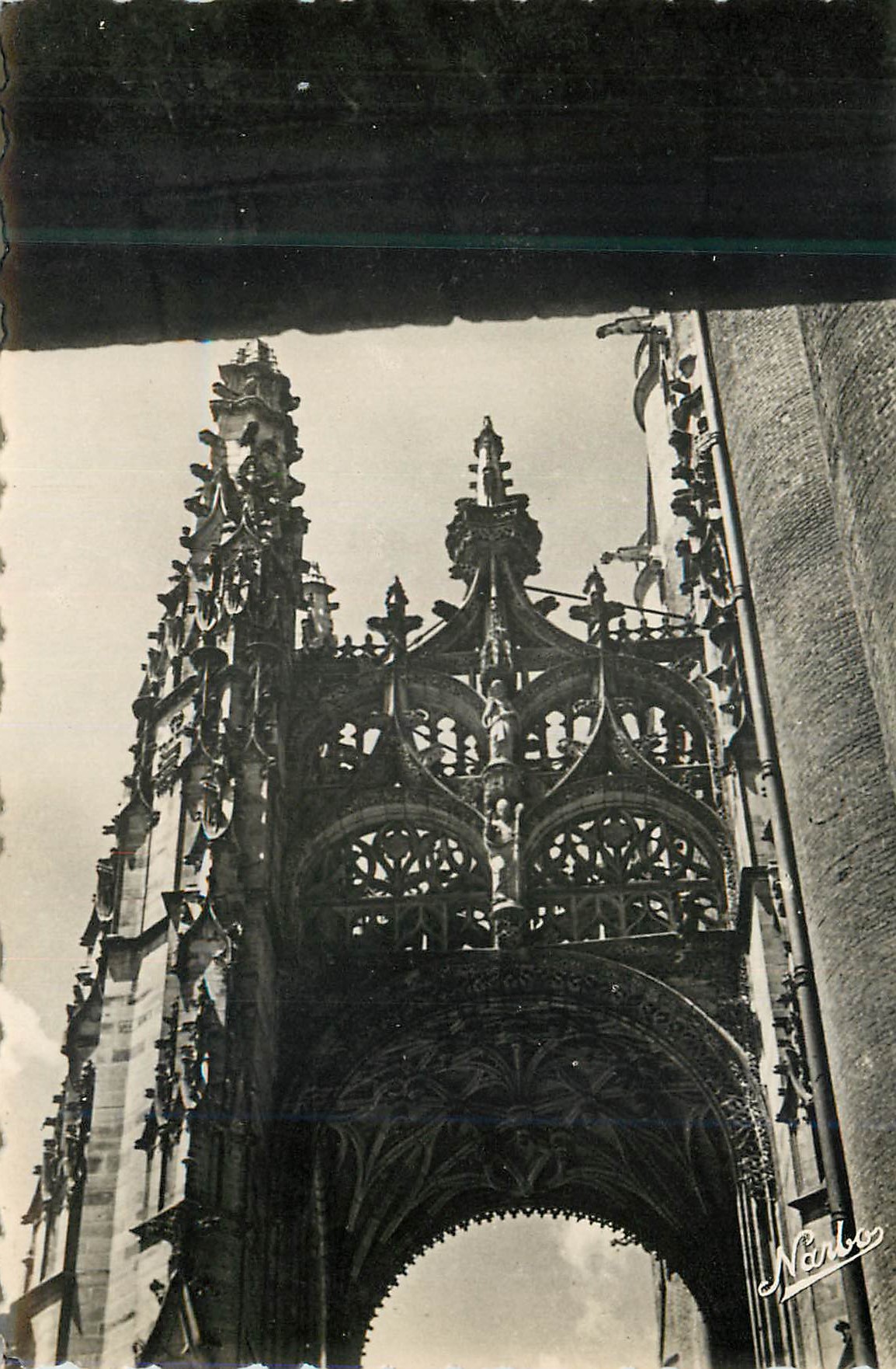 CPM Albi 18 le dentelle de la porte d entree et le plafond de la cathedrale
