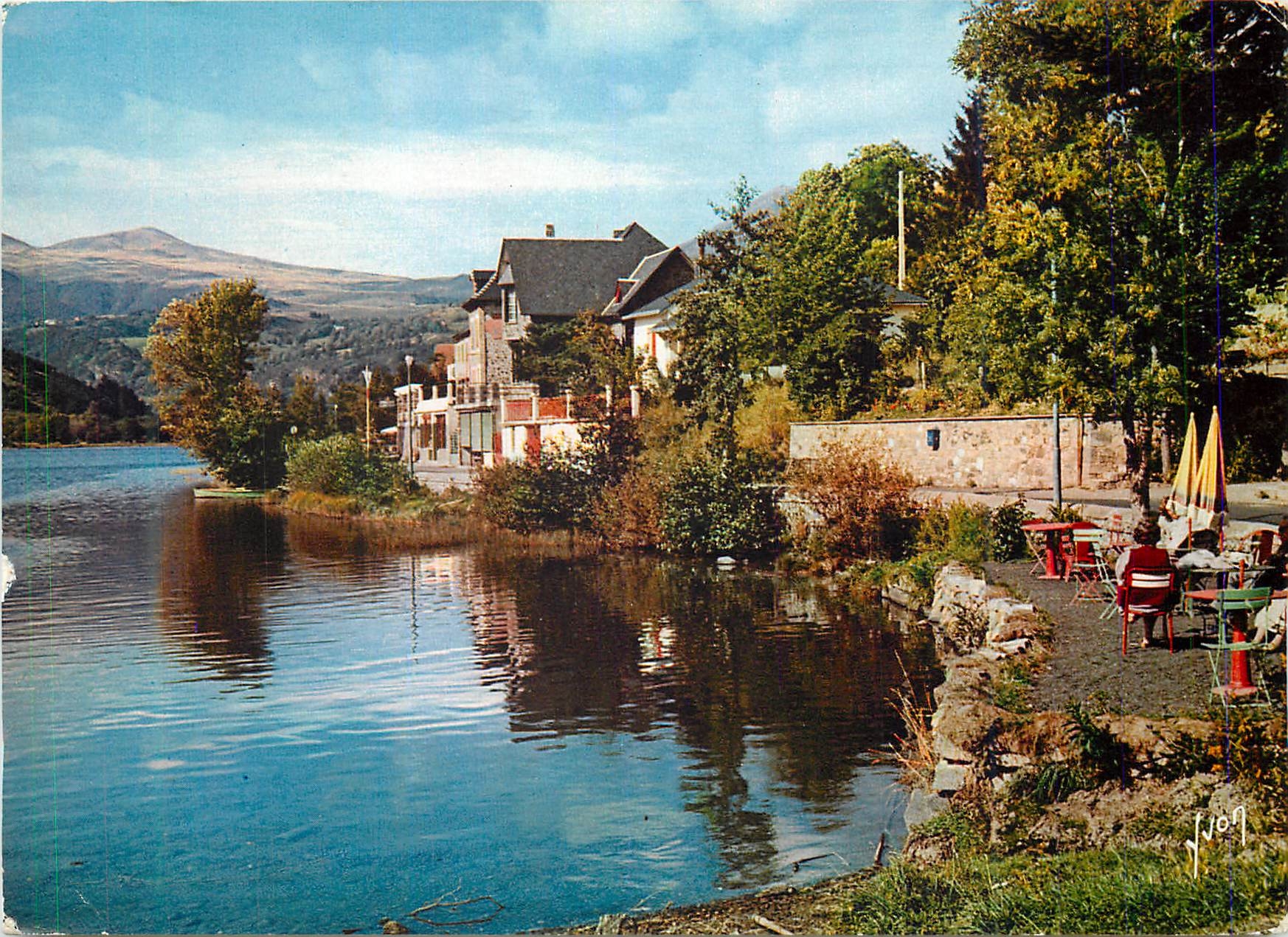 Lac Chambon (Puy-de-Dôme) — rives pittoresques — Éditions d'Art 'YVON', n° S.B. 87083