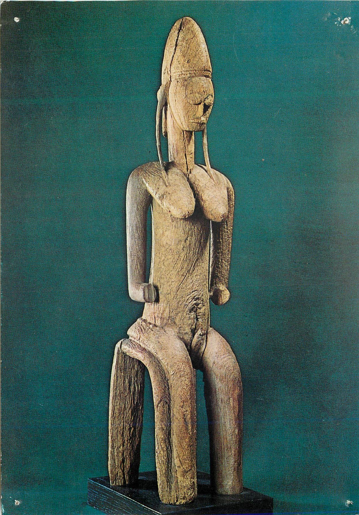 CPM Paris musee des arts africains et oceaniens statue d ancetre feminin Bambara Region de Bougouni Mali