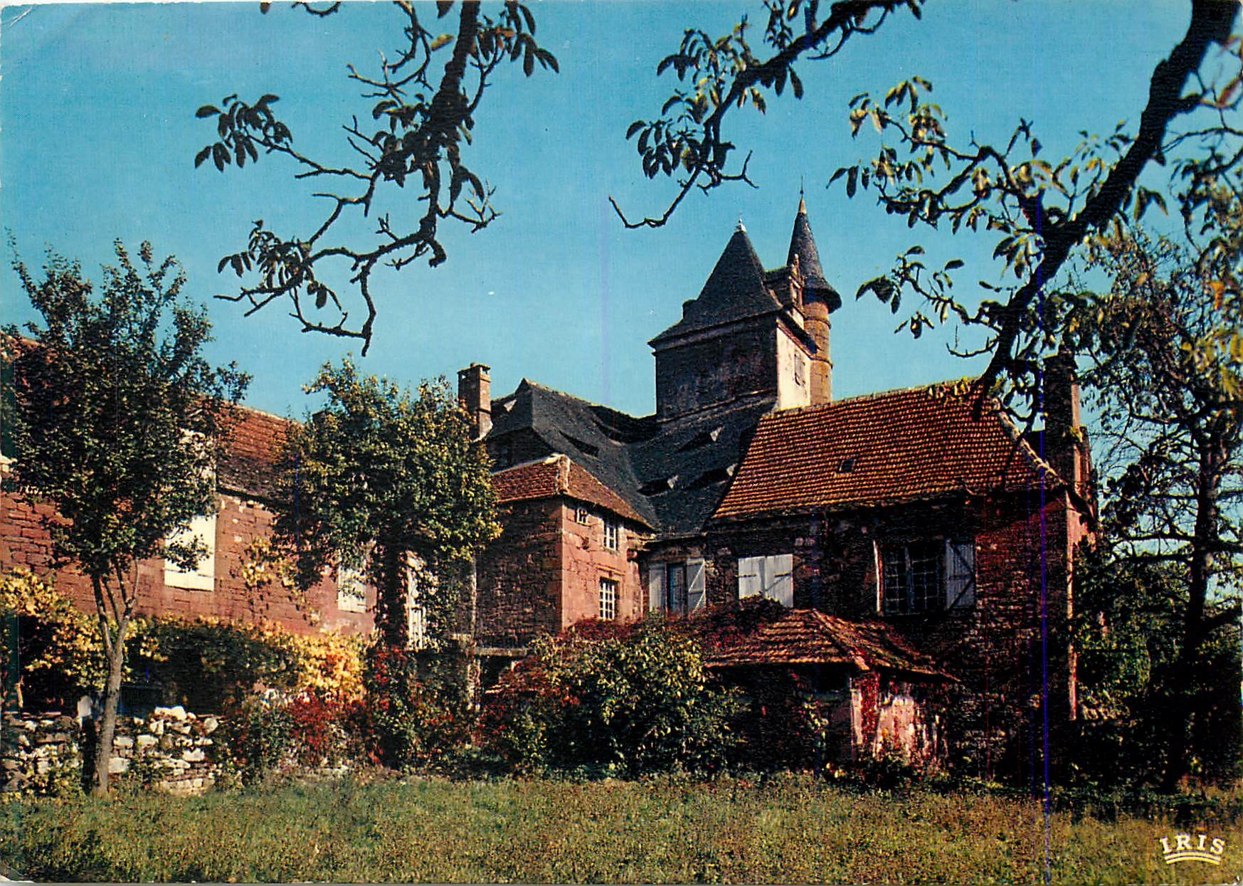 CPM Correze pittoresque collonges la rouge 19 184 vieilles maisons et castel de moaussac
