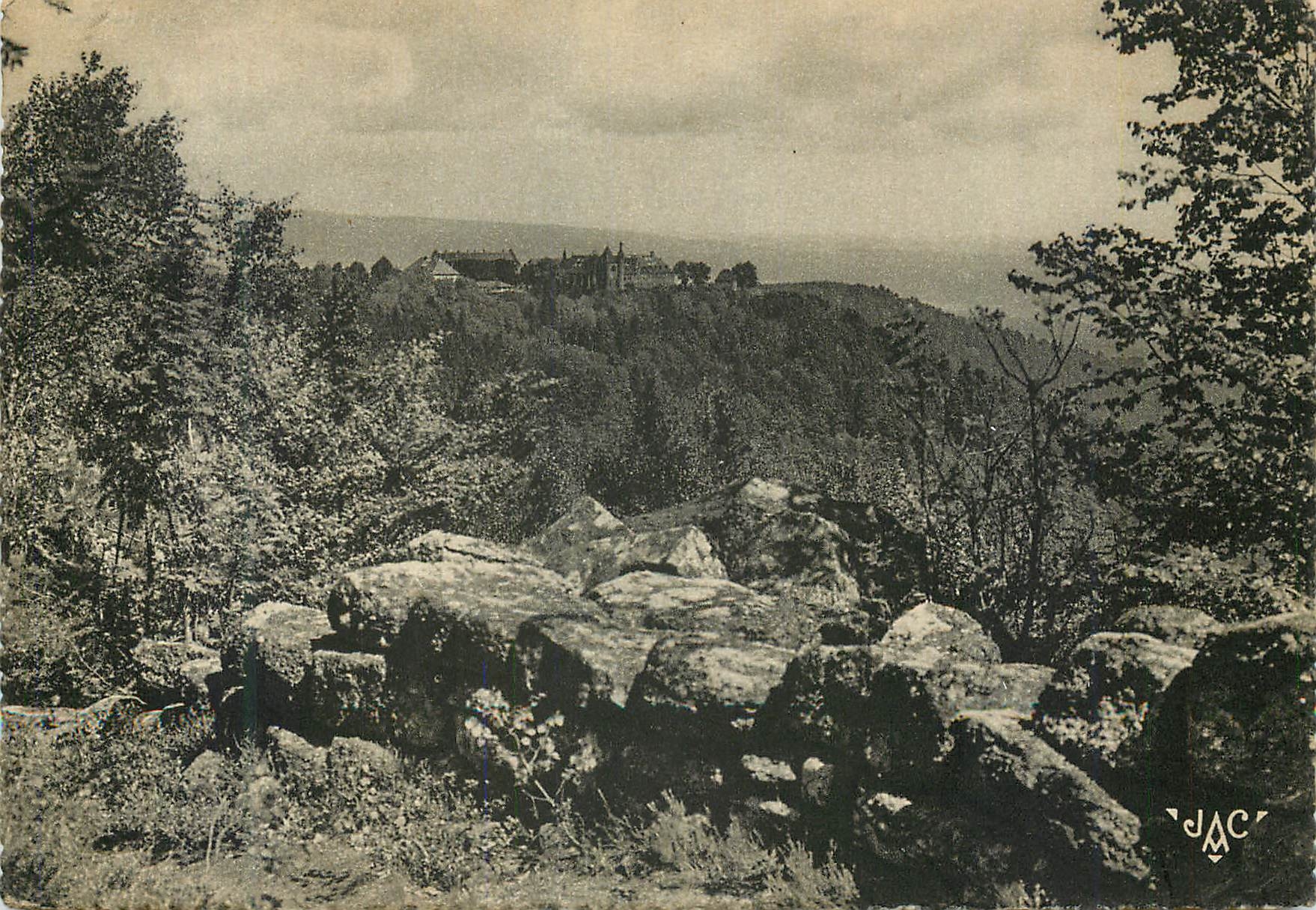CPM H 410 mont sainte odile le couvent et le mur paien vus du sud
