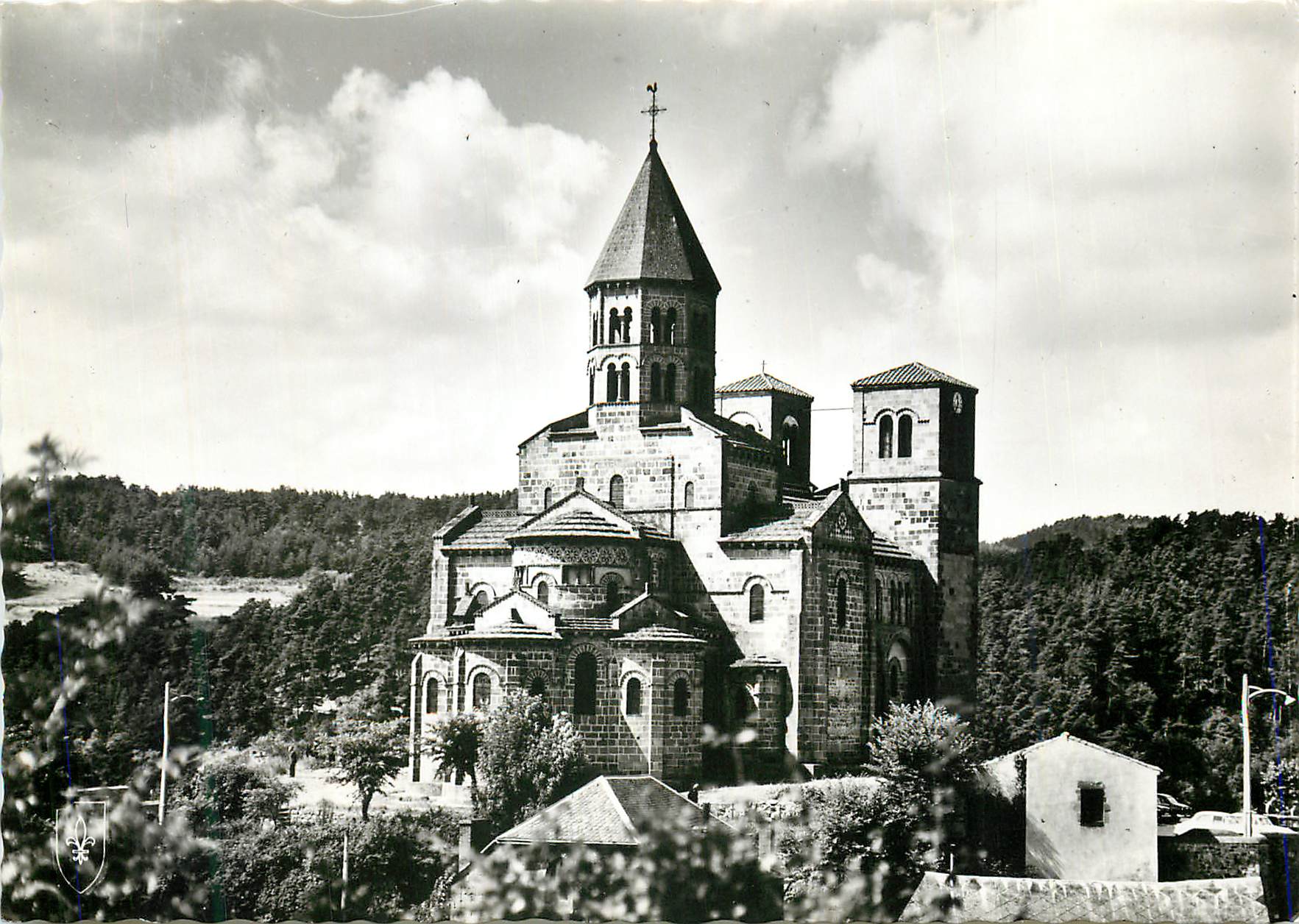 Église de Saint-Nectaire — Magnifique exemple de l'art roman (XIe-XIIe siècles) — Éditions LYS