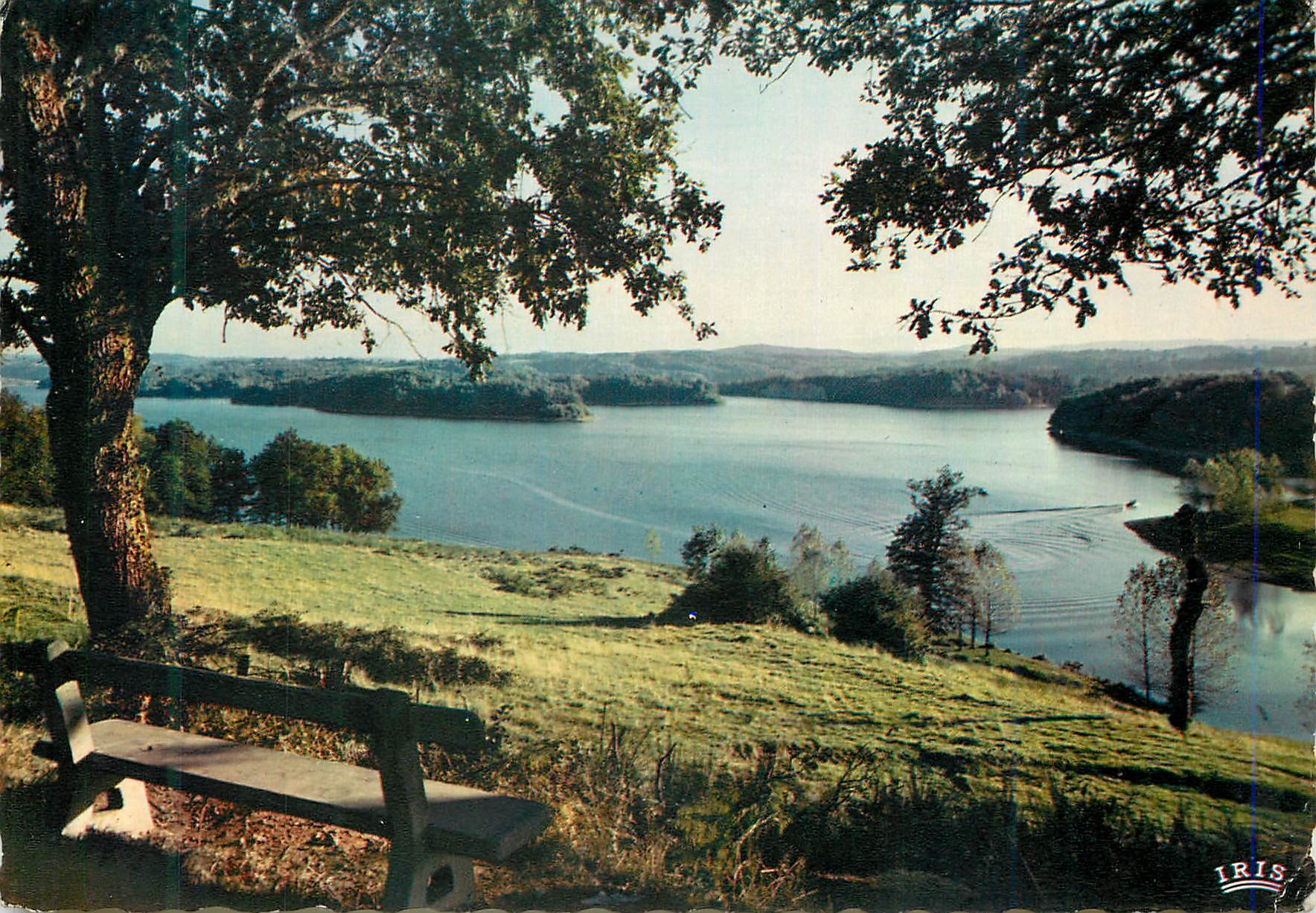 CPM Cantal pittoresque saint etienne cantales 15 142 le lac du barrages