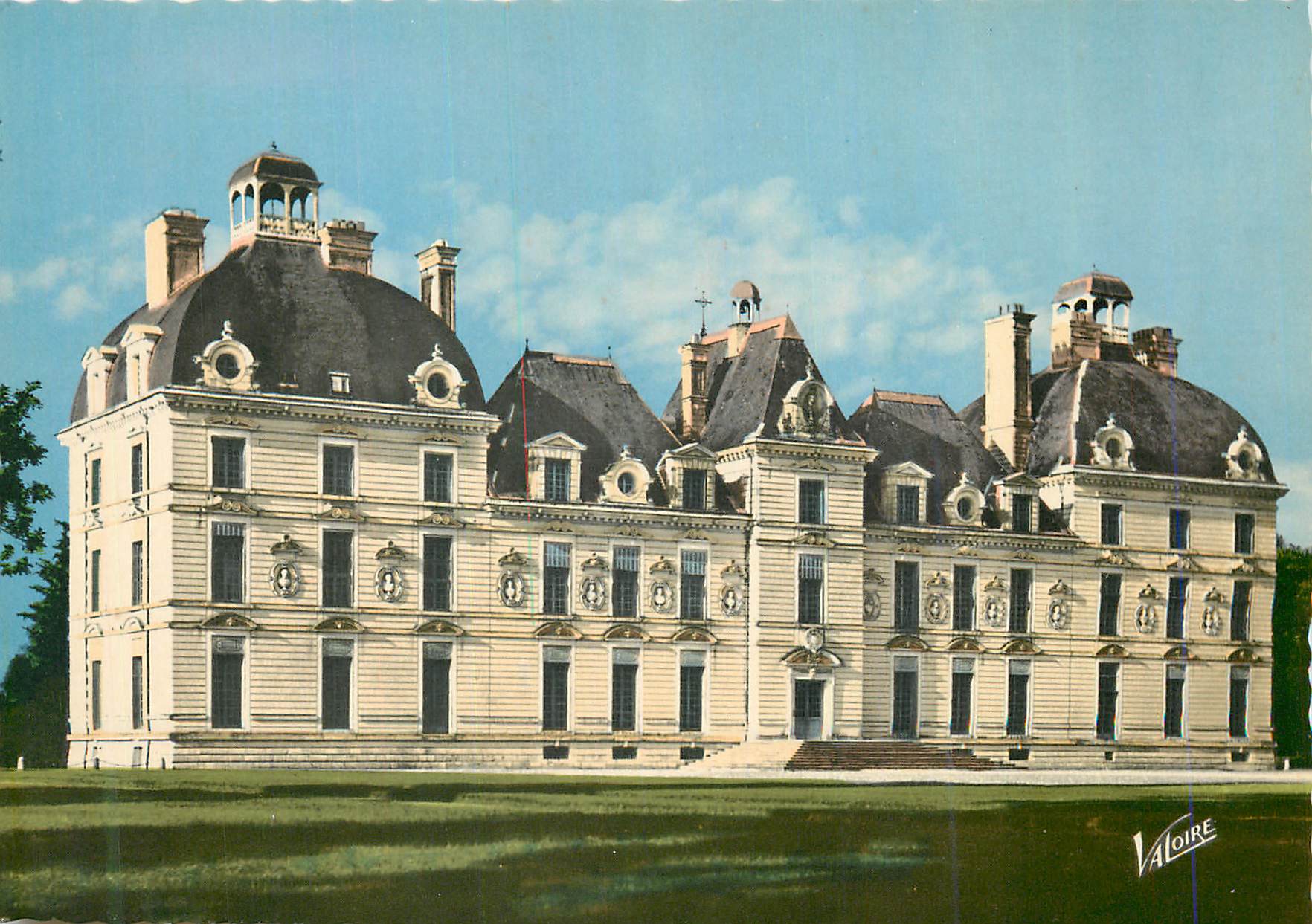 CPM Les merveilles du val de loire cheverny (loir et cher) 1908 la facade principale du chateau (xvii s)
