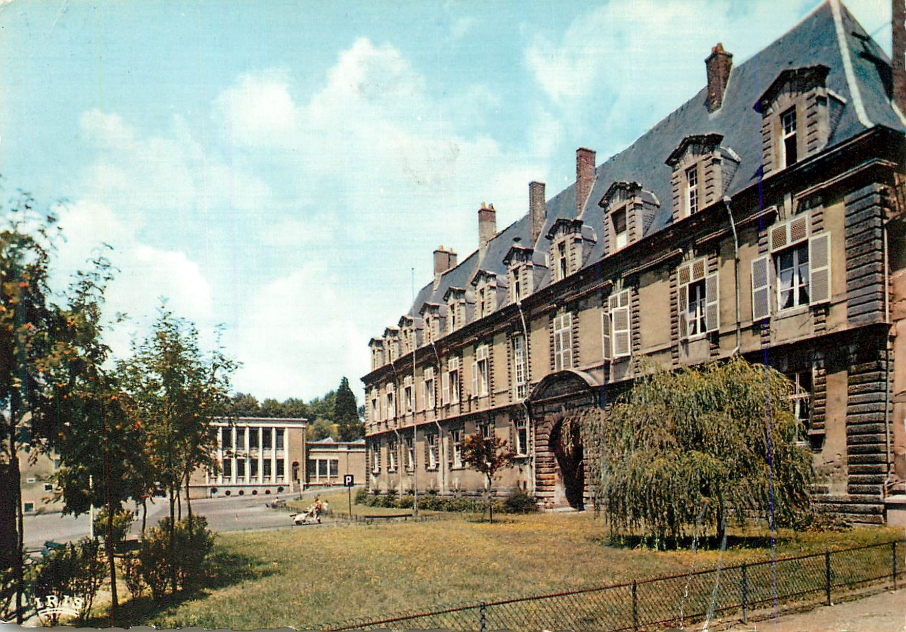 CPM Sedan (ardennes) 0840928 le palais des princes
