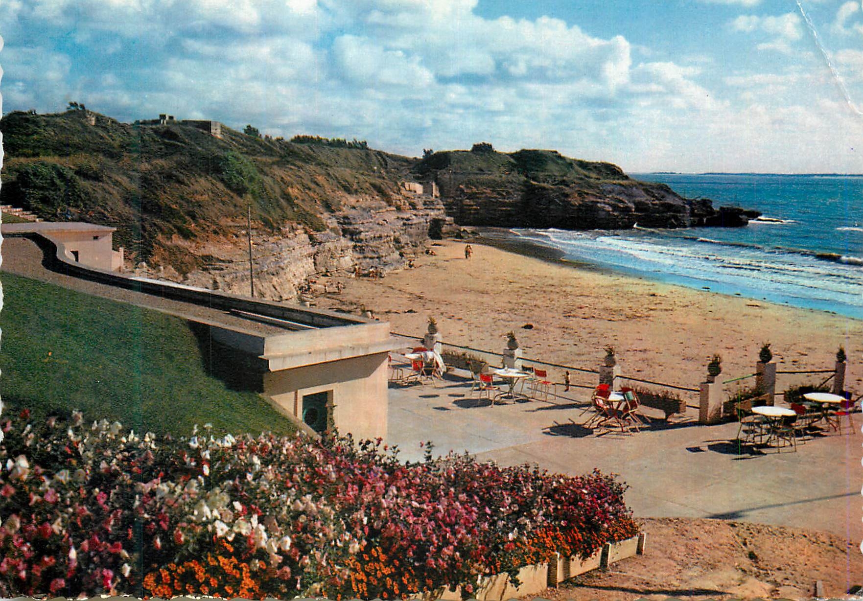 CPM Cote de beaute royan 04 la plage du chay