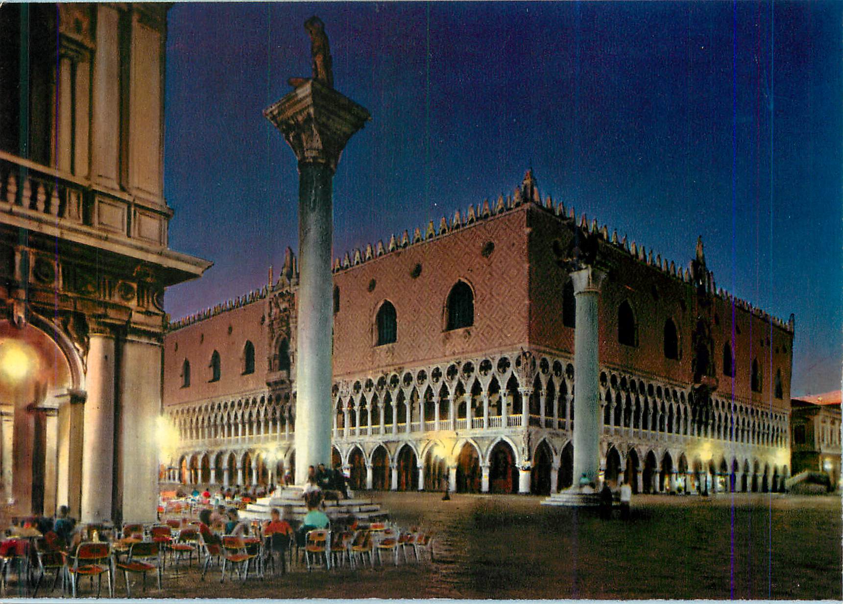 CPM Venezia palais ducol de nuit