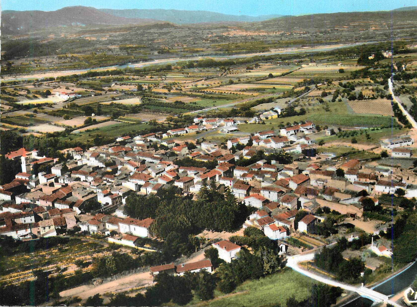 CPM La roque d antheron (b du rhone) 273 66 a vue generale aerienne