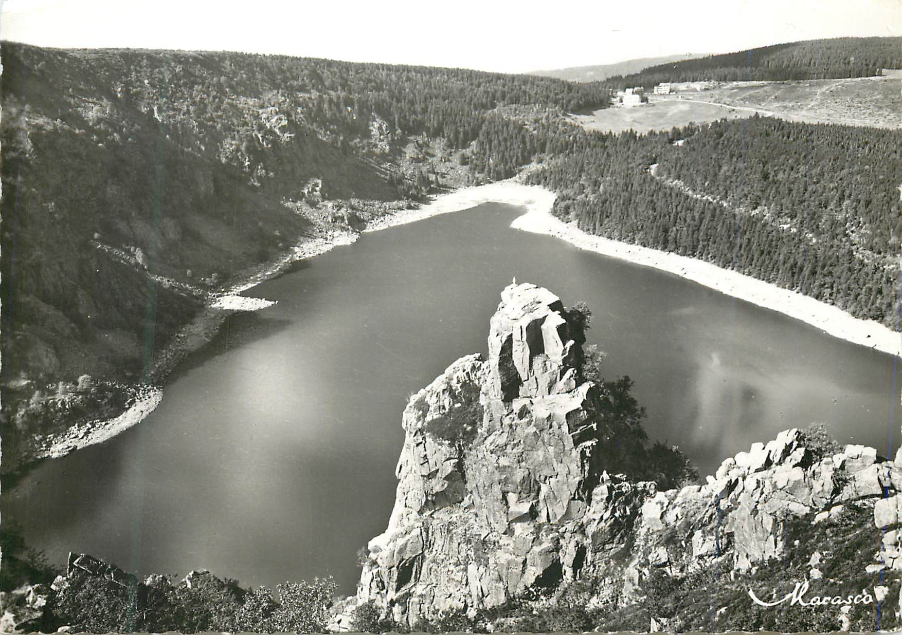 CPM Als 683 les hautes vosges le lac blanc et le rocher hans (alt 1054 m)