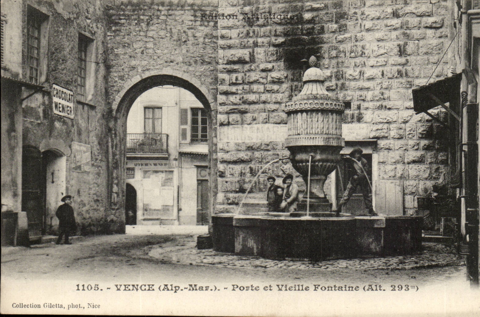 Vence (Alpes-Maritimes) — Tor und alte Fontäne (Höhe 293m) — Künstlerische Ausgabe, Nr. 1105