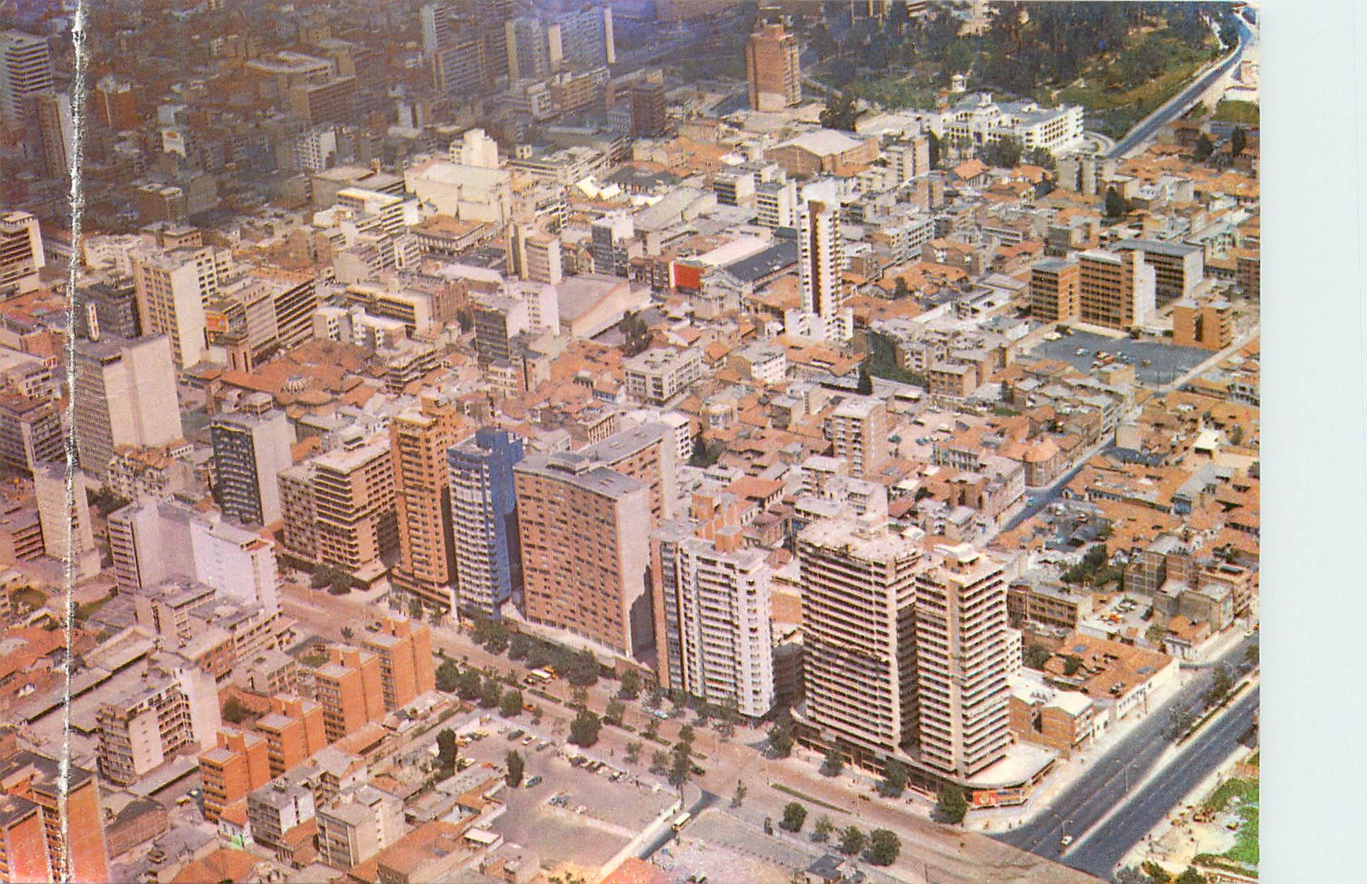 CPM Bogota Colombia Aerofoto de la Avenida