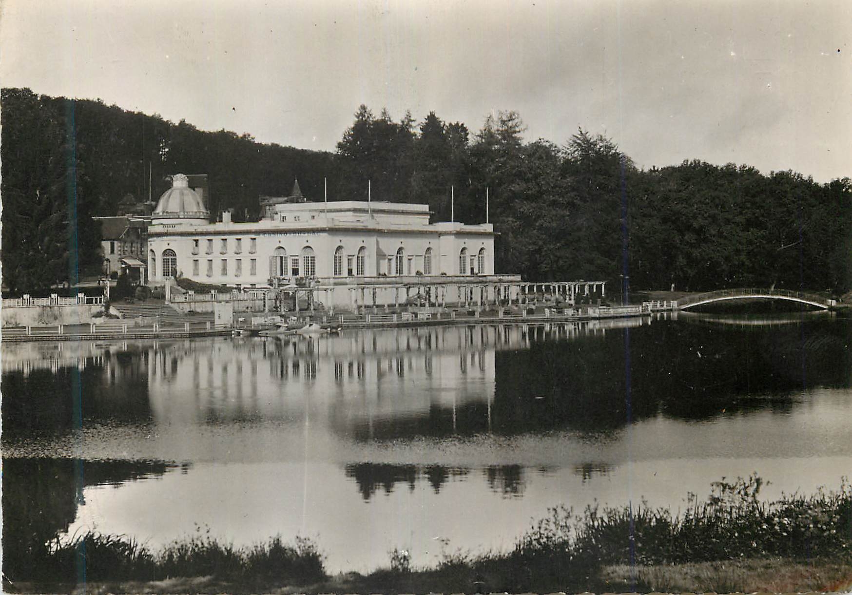 CPM Bagnoles de l Orne Casino du Lac