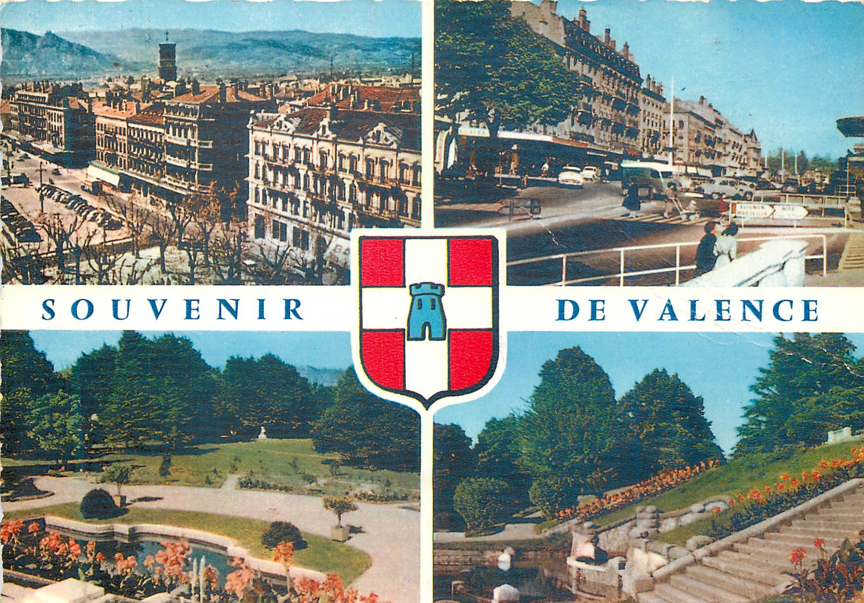 CPA Souvenir de Valence Panorama sur Crussol Place de la Republique