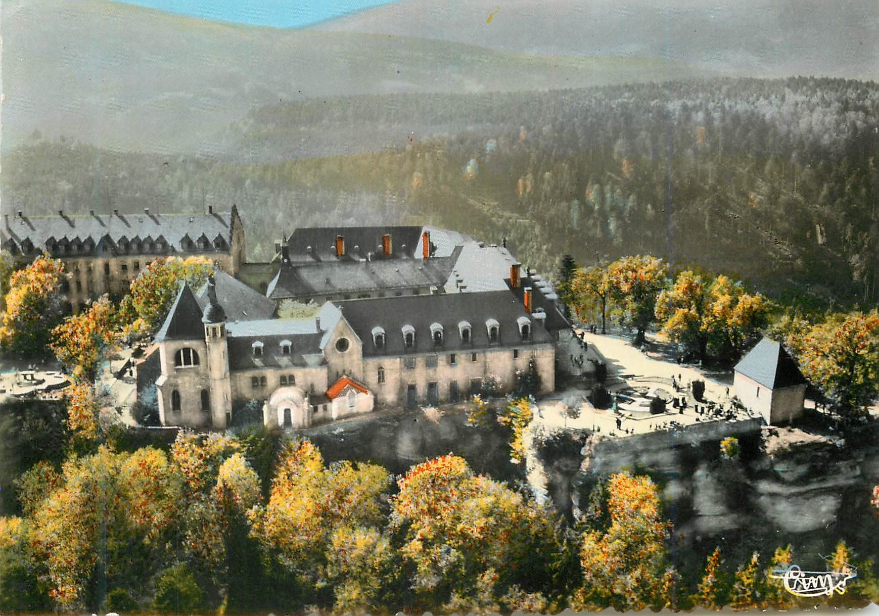 CPA Vue aerienne du Mont Ste Odile B Rhin