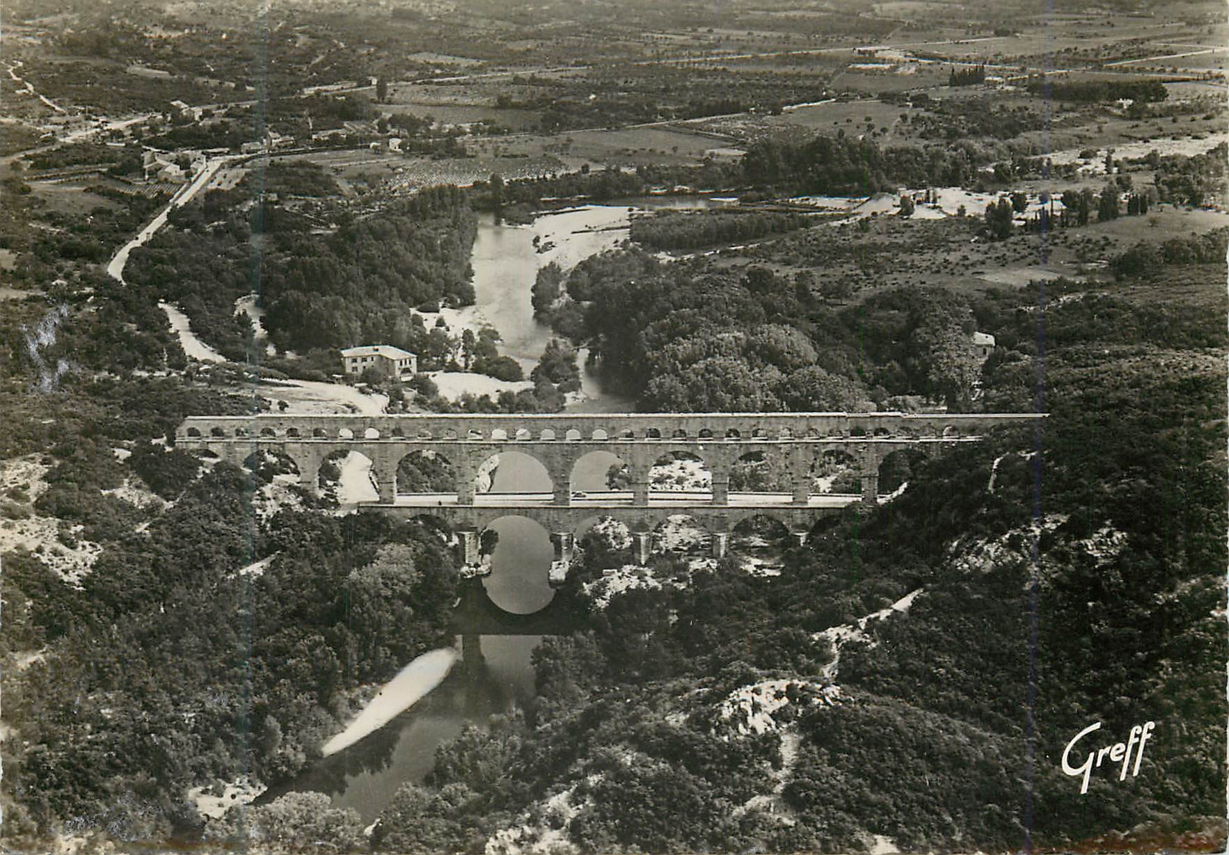 Pont du Gard — Vue aérienne — Greff