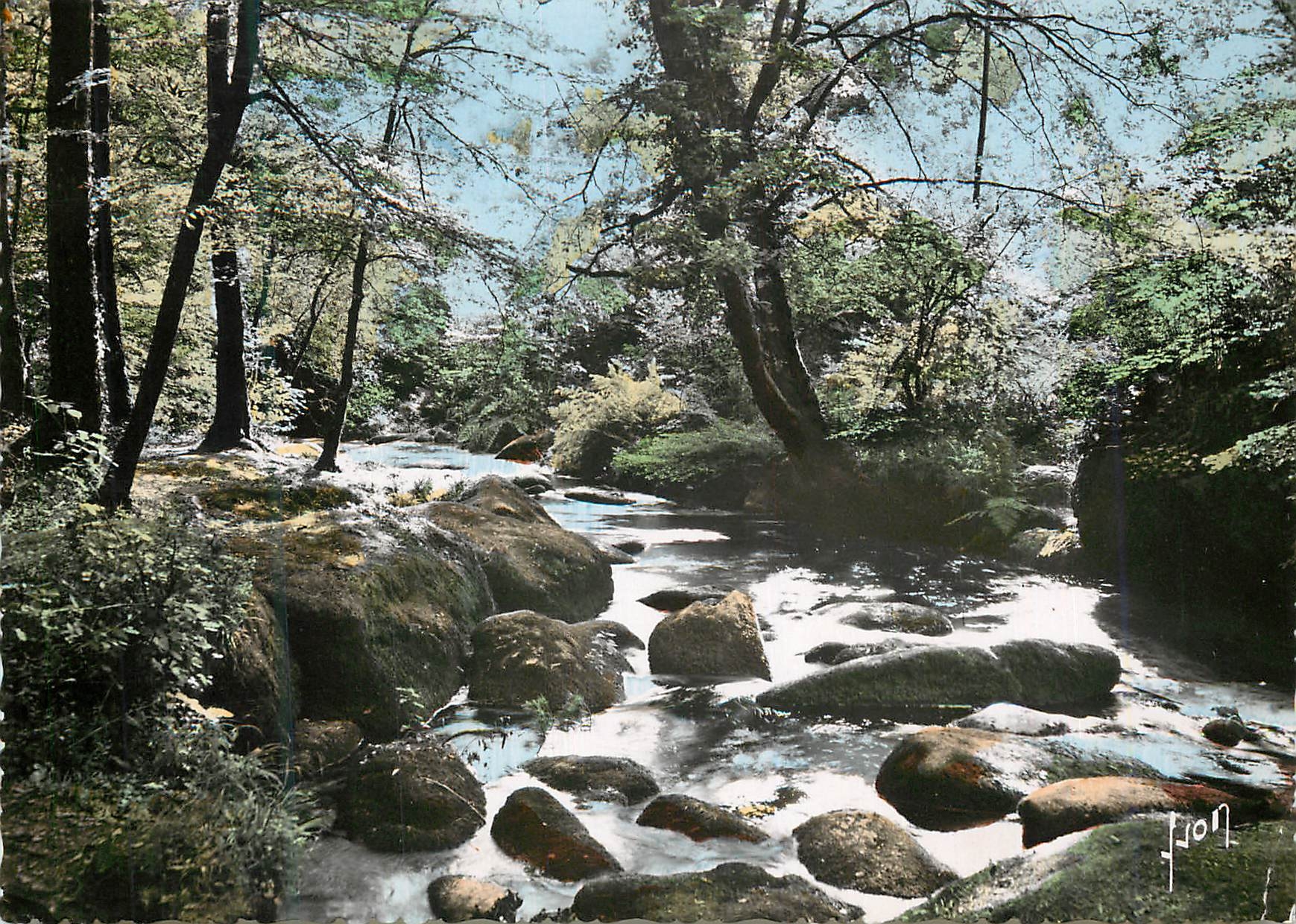 CPM Huelgoat Finistere La Riviere d Argent