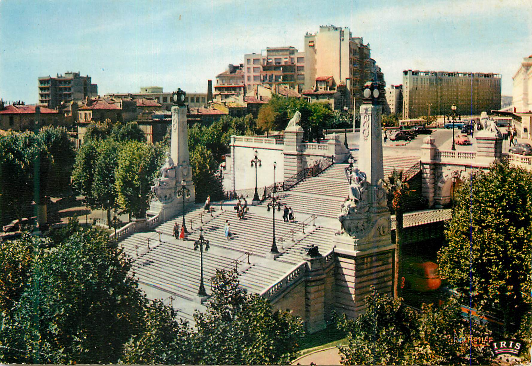 Les escaliers de la gare — Marseille (B.-du-R.) — Éditeur IRIS