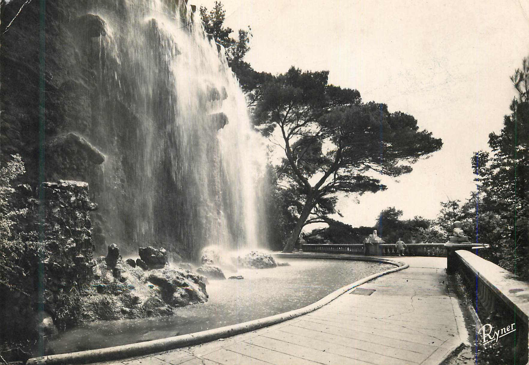CPM Les Bords de la Riviera Nice La Cascade du Chateau