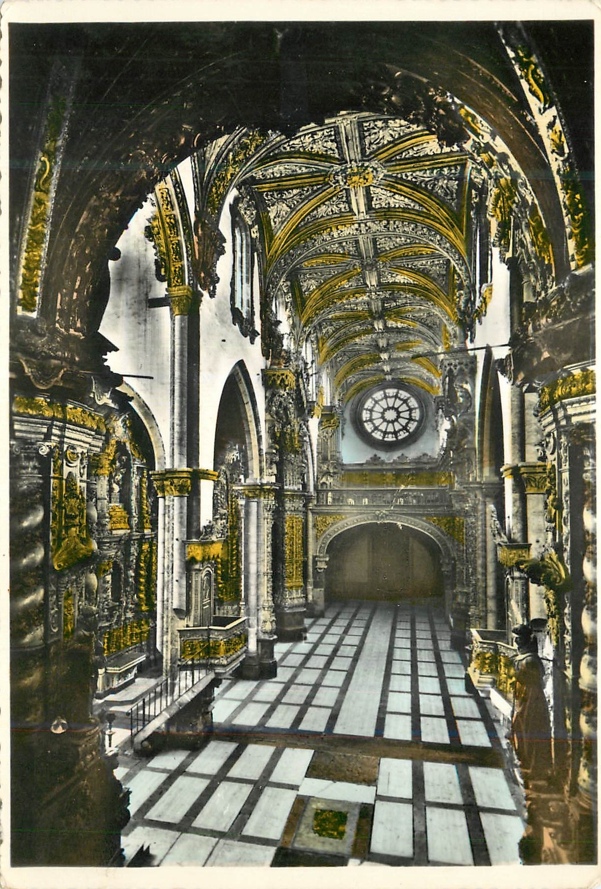 CPM Porto Eglise de Saint Francois Aspect general et choeur Monument National