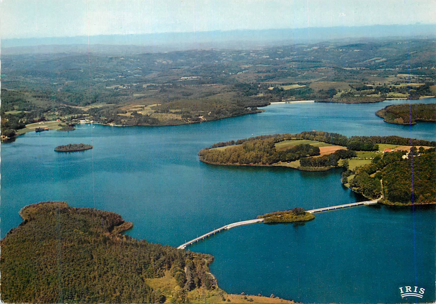 Lac de Vassivière — Vue générale — IRIS